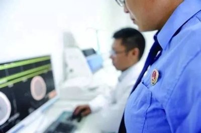 司法鑒定“黃牛案”開(kāi)庭 揭秘法醫(yī)鑒定行業(yè)的暗箱操作